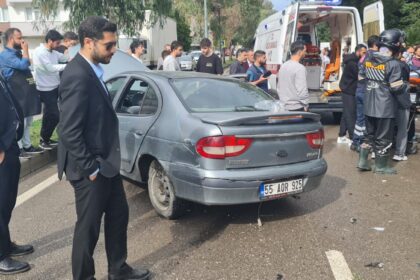 OTOMOBIL YAYAYA YOL VERMEK ICIN DURAN O 955885 283872