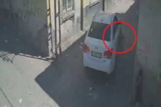 OTOMOBILIN ALTINDA KALAN 2 YASINDAKI CUM 928604 275803 e1758691406574