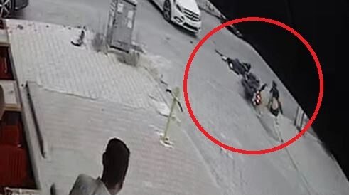 OTOMOBILIN CARPTIGI MOTOSIKLETTEKI SEVGI 882532 262157 e1756212956837