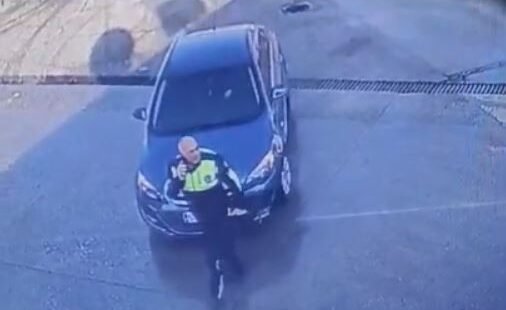 OTOMOBILIN TRAFIK POLISINE CARPTIGI KAZA 1022605 303440 e1763576813710