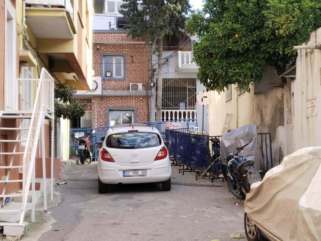 OTOMOBILINDEKI KADIN CESEDI ILE POLIS ME 458418 135350 scaled