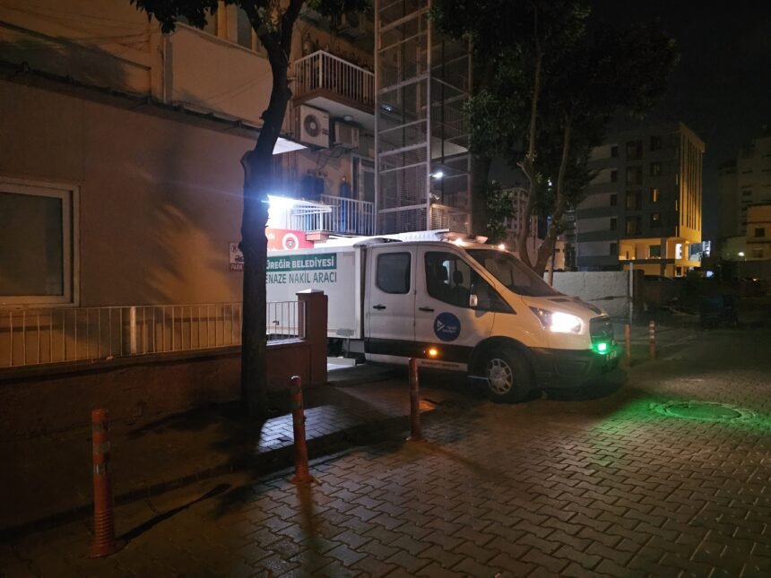 PARK YERI TARTISMASINDA KOMSUSUNU 7 YE 920214 273474