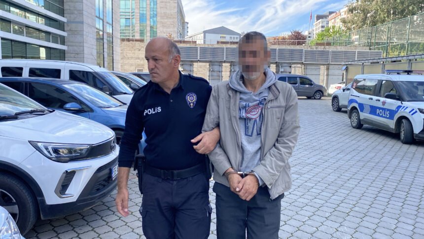 POLIS KOMSUSUNUN MERDIVEN BOSLUGUNDAKI E 962514 285794