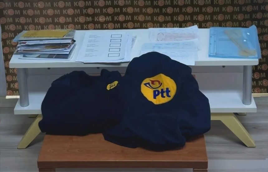 PTT GOREVLISI KIYAFETI GIYIP DOLANDIRI 916017 272162 e1758028095788