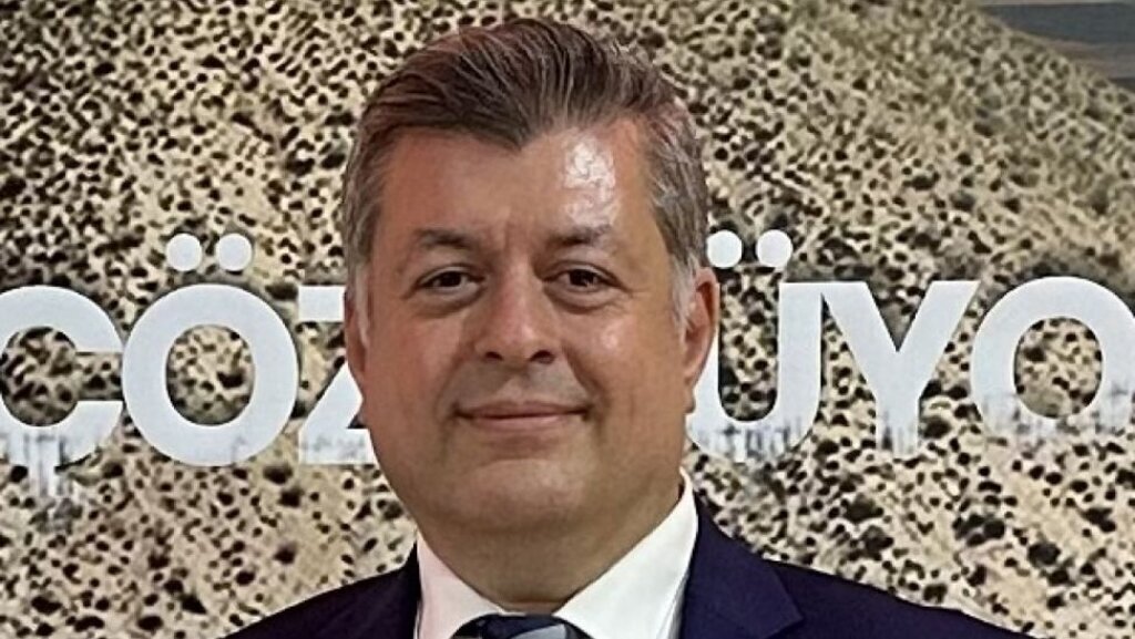 Prof. Zafer Sahine prestijli davet