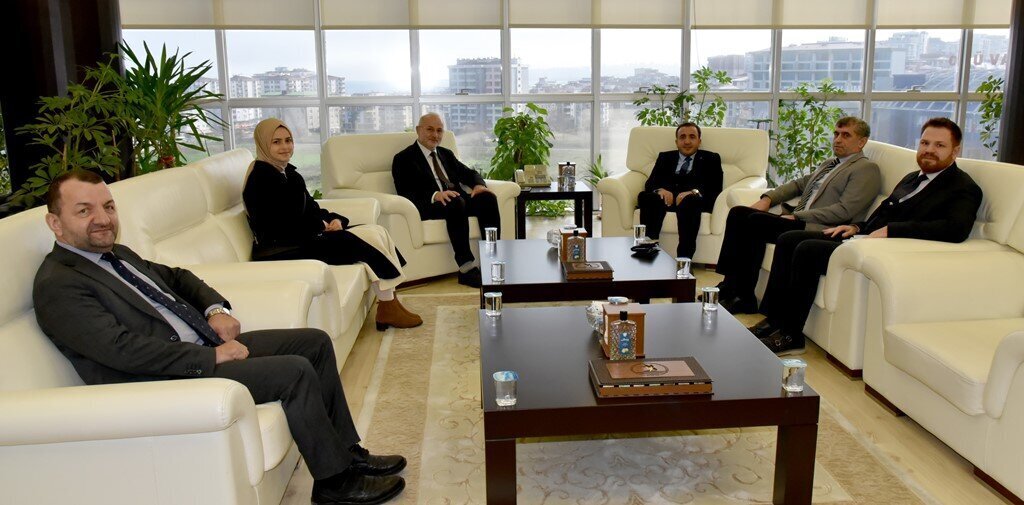 Rektor Unal T3 Vakfi Muduru ve TEKNOFEST Genel Sekreteri Kokcami Misafir Etti