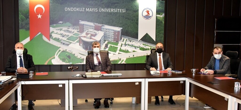 Rektor Vekili Batuk Dunya Engelliler Gununde Ogrencilerle Bulustu