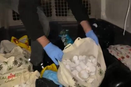 SAMSUNDA 105 BIN SENTETIK HAP ELE GECIR 976997 290150