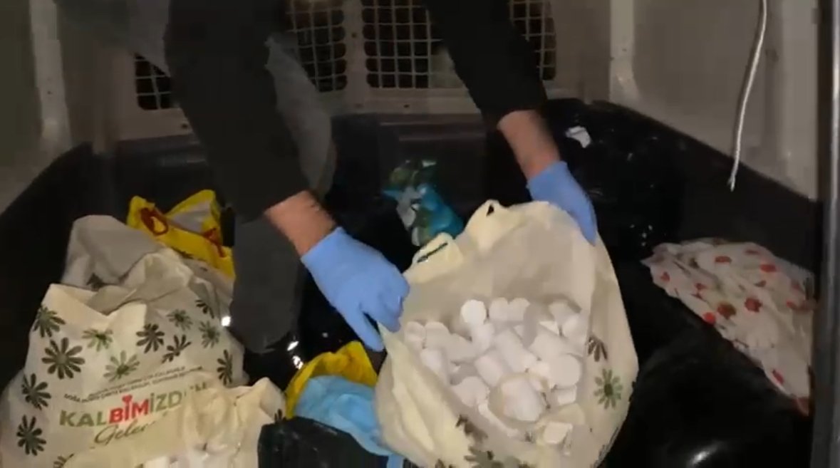 Samsun’da 105 bin sentetik hap ele geçirildi; 5 gözaltı /Vi