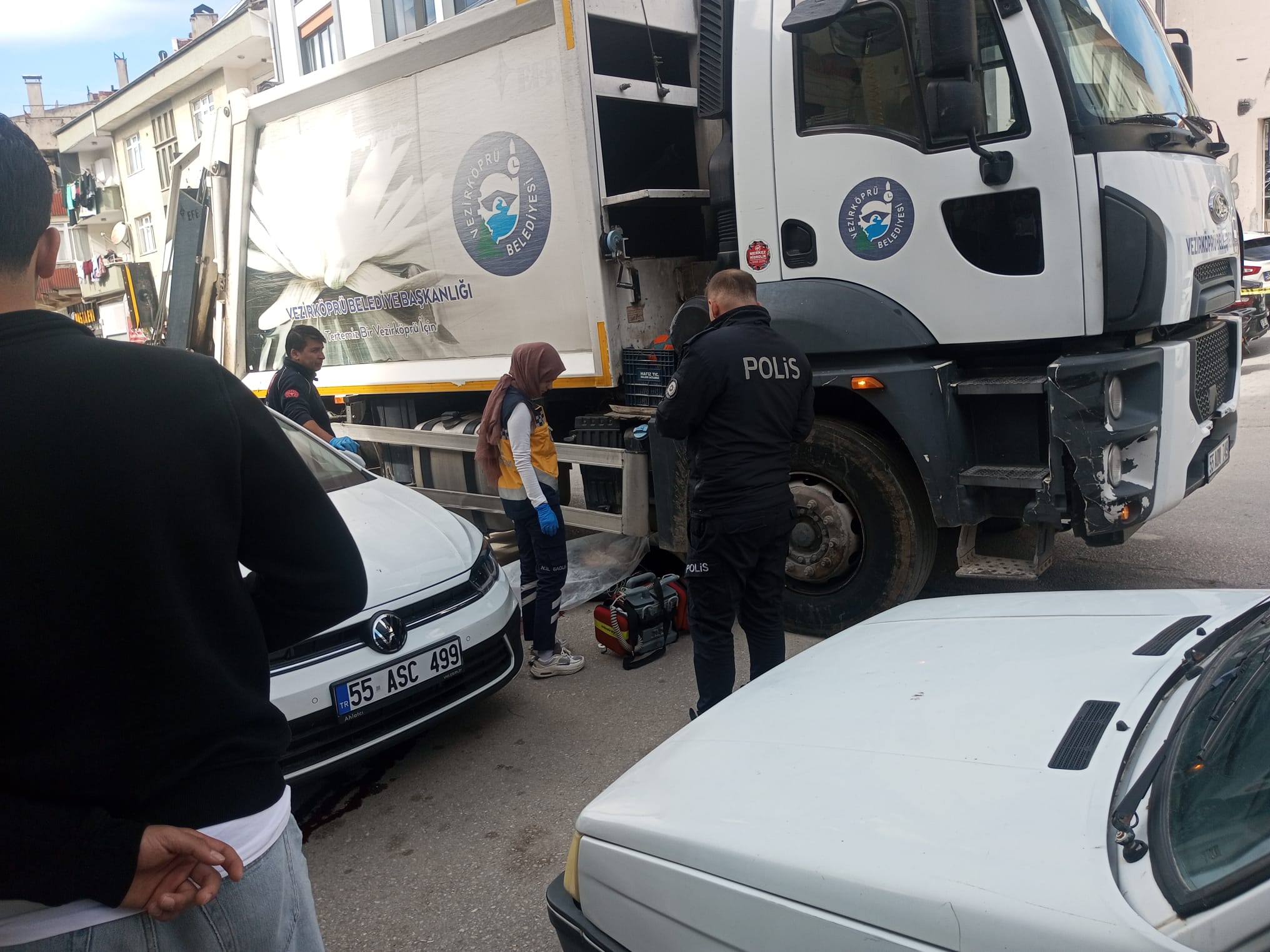 Samsun’da çöp kamyonunun altında kalan yaya öldü