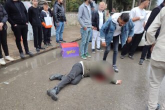 SAMSUNDA OTOMOBIL ILE MOTOSIKLET CARPIS 1013805 300803