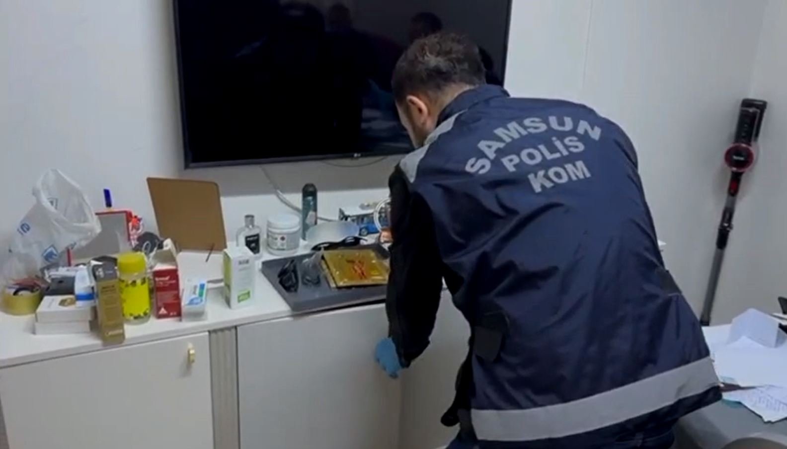 Samsun’da ‘tefecilik’ ve ‘silah ticareti’ operasyonu;