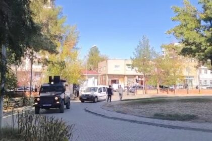 SIIRTTE ESI ILE AMCASINI OLDURUP 3 AKR 992815 294575