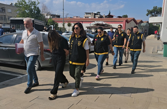 Şık giyimli kadınlar hırsızlık çetesi! 2 günde kentin kabusu oldular