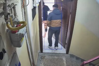 SIPARIS GOTURDUGU KADININ EVINE GIREN KU 917245 272560