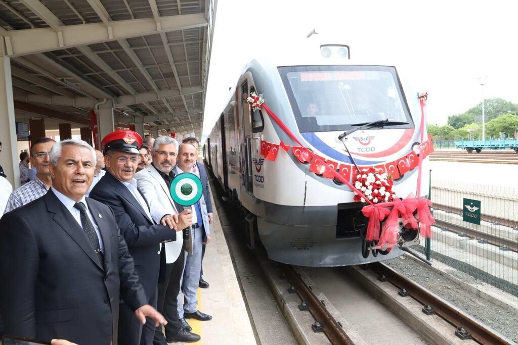 Samsun Amasya ve Amasya Havza tren seferleri yeniden basladi