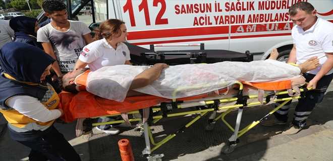 Samsun’da denize giren genç ölümden döndü!