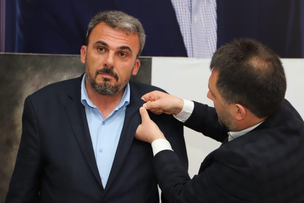 Samsun’da Zafer Partisi’nden istifa edip AK Parti’ye geçtiler