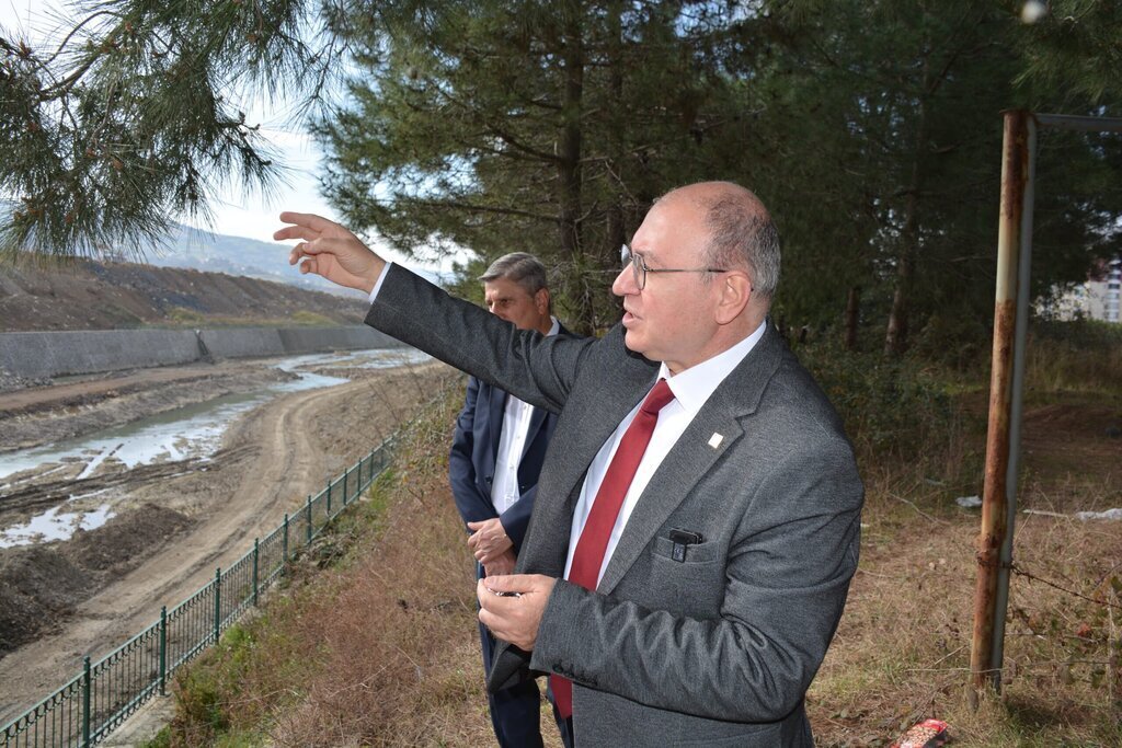 Senelden Mert Irmagi tepkisi Bu sehrin sahibi yok 4 scaled