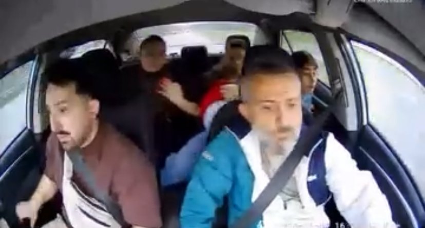 TAKSI SOFORUNUN MANEVRA YAPIP KAZAYI ONL 1001665 297224