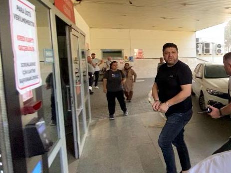 TANINMIS IS INSANI VE SOFORU TUTUKLANDI 864814 256850