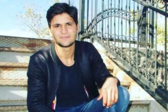 TARLADA CALISIRKEN BALYA MAKINESINE KAPI 917156 272536 e1758112576568