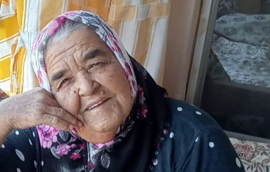 Tarsus'ta 3'üncü kattan yük asansörüyle yere çakılan kad.