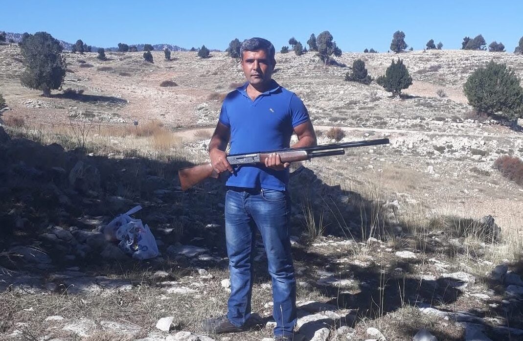 TARTISTIGI KADINI OLDURUP INTIHARA KALK 861288 255639 e1755004726736