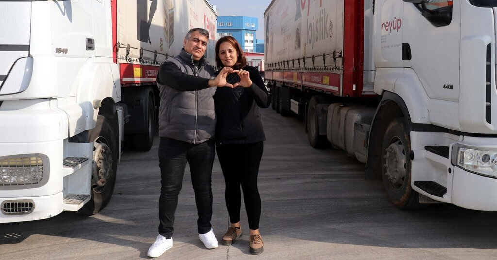 TIR SOFORU CIFTIN HAYATI YOLLARDA GECIYO 523341 154890 1