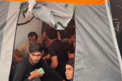 TIRIN DORSESINDEKI KAMP CADIRLARINDAN 1 918770 273006