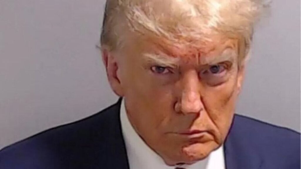 Trumpin Davasi Canli Yayinlanacak