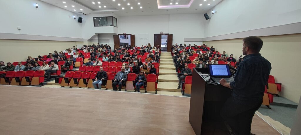 Turizm Fakultesinde Surdurulebilir Su ve Turizm Konulu Seminer Duzenlendi