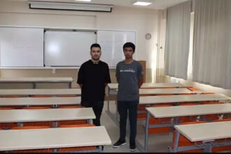 UNIVERSITENIN FEN BILGISI OGRETMENLIGI B 931444 276679