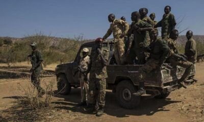 Ugandalı subaylar ‘korkaklık’ nedeniyle görevden alındı