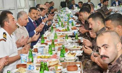 Vali Kaymak özel harekat polisleri ile iftar yaptı