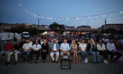 Yazlık sinema nostaljisi film gösterimlerinin gala gecesi Atatürk filmi ile gerçekleştirildi