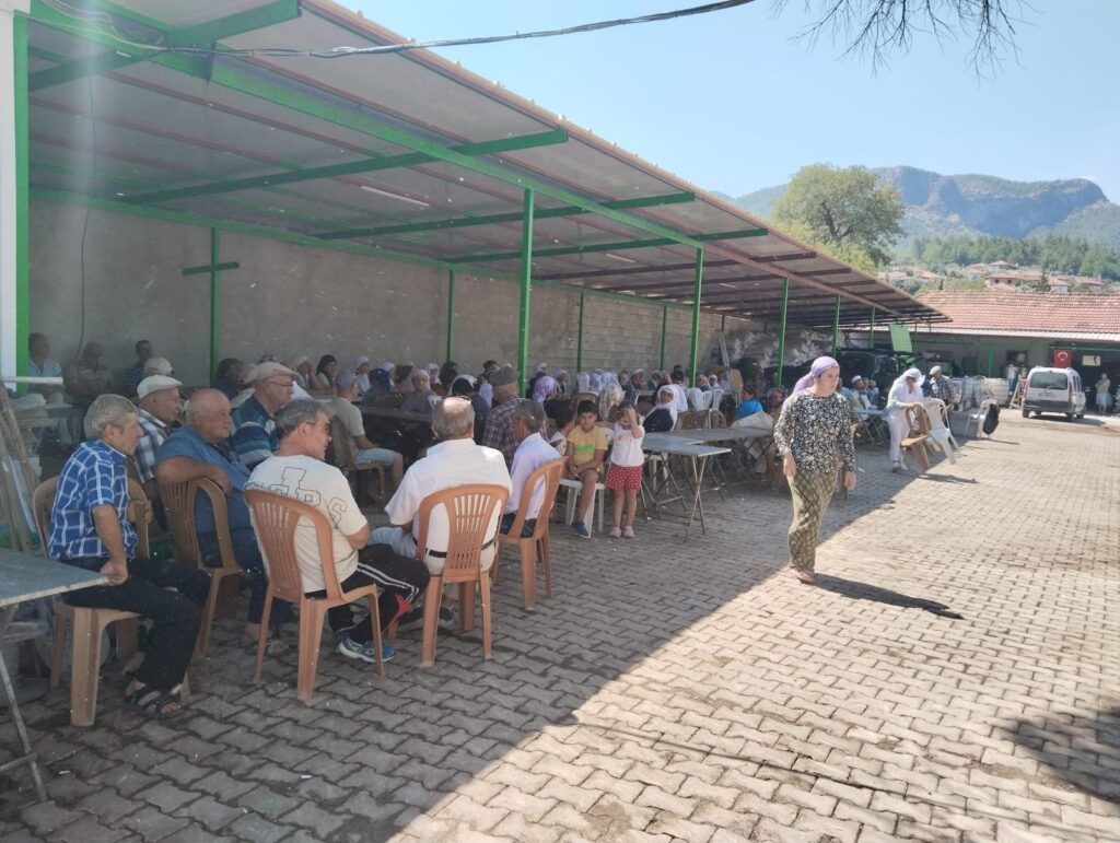 Göktepe Halkı Kuraklık Nedeniyle Yağmur Duasına Çıktı