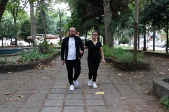 YASIYOR AMA 7 YILDIR OLU GORUNUYOR 917374 272371