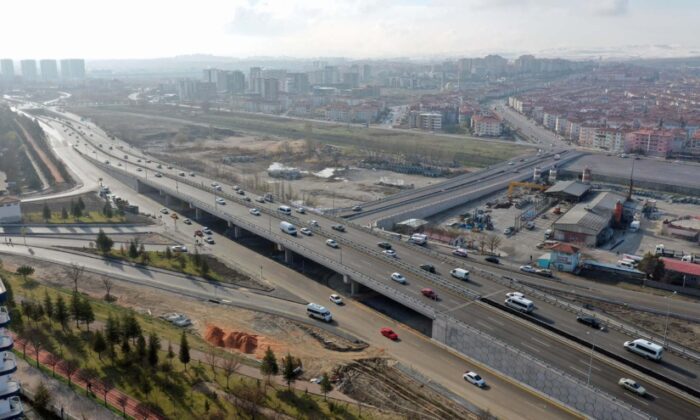 Büyükşehir Belediyesi 5 yılda 17 köprü ve köprülü kavşağı Ankara’ya kazandırdı