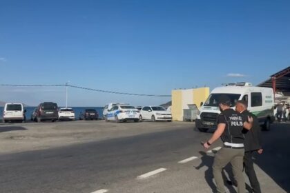 YOLCU OTOBUSUNDEKI 2 KISININ MIDESINDEN 940671 279341