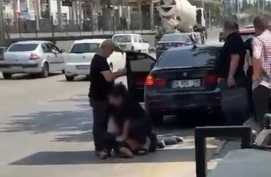 YOLDA KARSILASTIGI ESKI KOCASINI AILEMI 851548 252582 e1754484437440