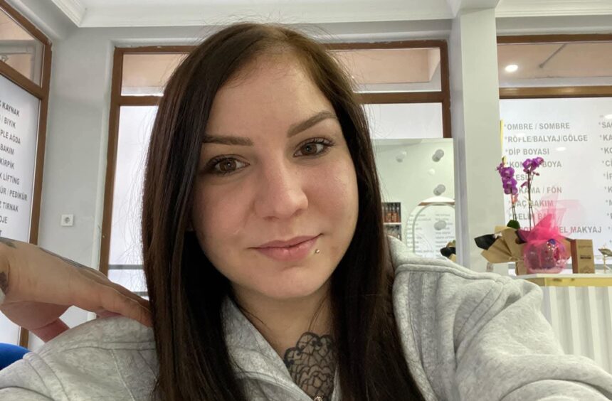 YUKSEK SESLI MUZIK KAVGASINDA DILARA KO 936572 278136 e1759131538857