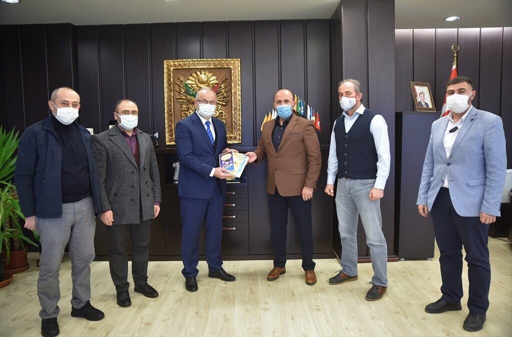 Yildiz Genclik Spor ve Izcilik Kulubu Yonetiminden Rektor Unala Ziyaret