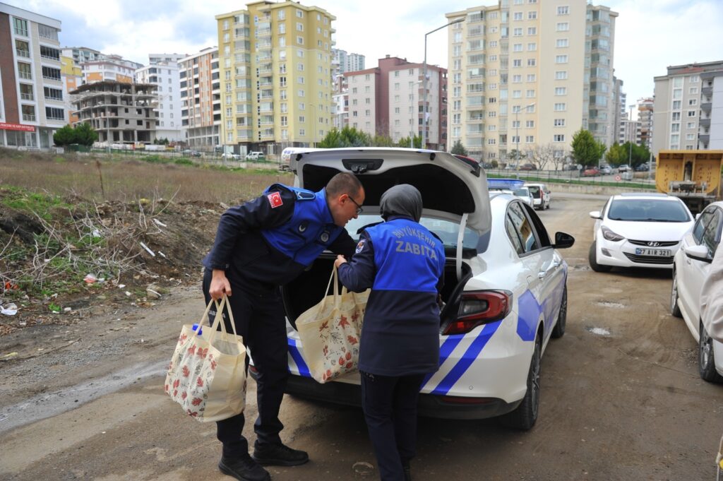 Samsun’da kendilerini afetzedeymiş gibi tanıtarak para ve yardım topladılar!