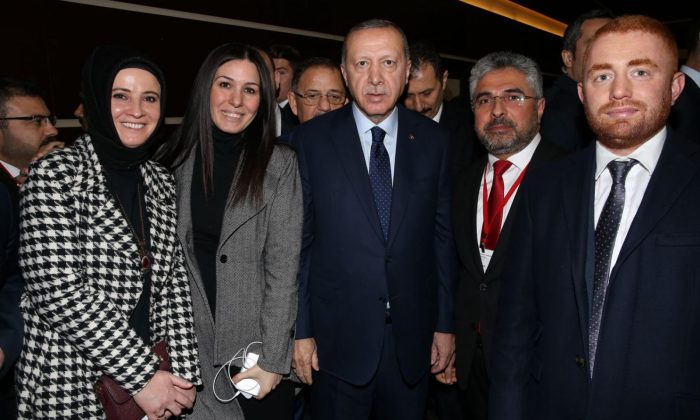Başkan Aksu ve Samsun Heyeti Erdoğan ile buluştu