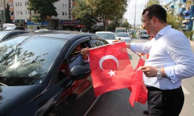 Taşçı: Türk’ün bayramı bayraksız kutlanmaz