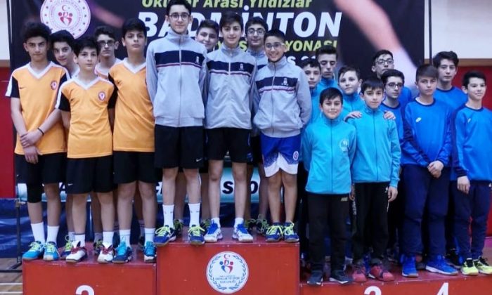 Samsun Bil Koleji Türkiye Şampiyonluğunu kutladı