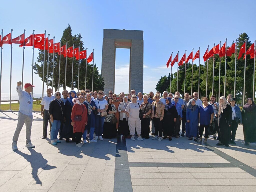 Emekliler, Çanakkale Şehitliği’ni gezdi