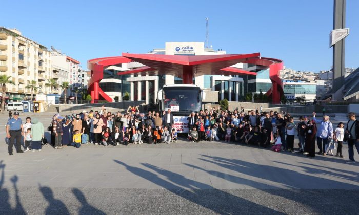 Başkan Sandıkçı öğrencileri Çanakkale’ye uğurladı