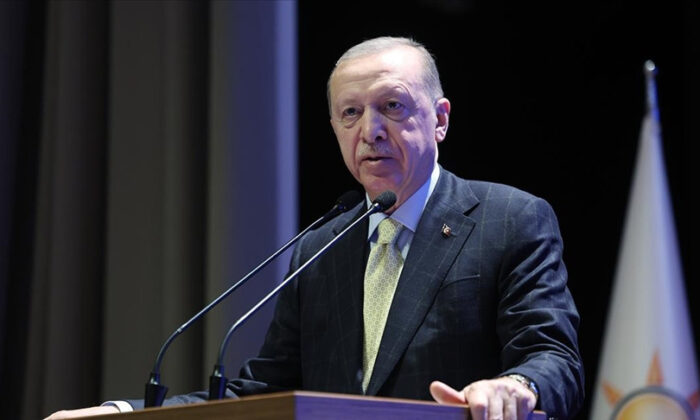 Erdoğan: 31 Mart seçimlerini fırsat penceresi olarak görüyorum